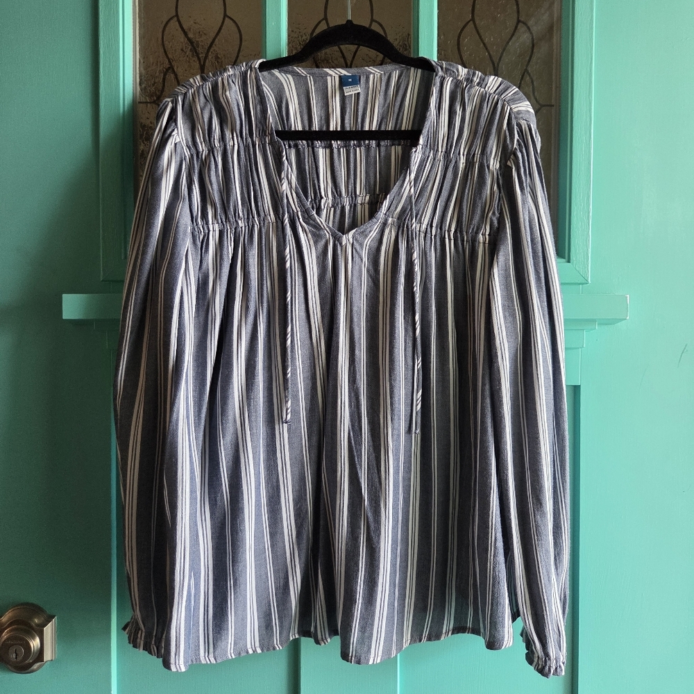 Old Navy Blue and White Smocked Tunic